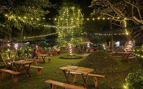 Hotel Tharu Garden And Beer Bar